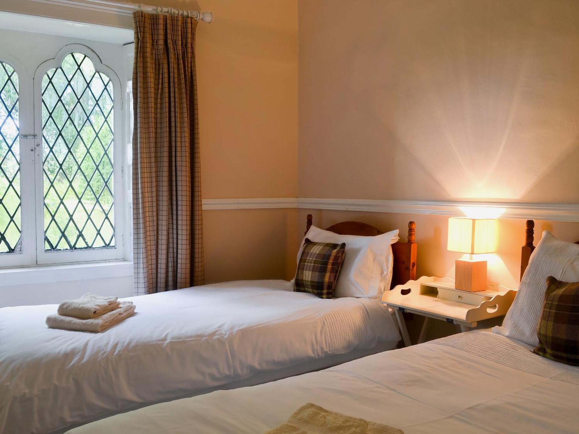 Duffs Lodge - Beaufort Estate Belladrum エクステリア 写真